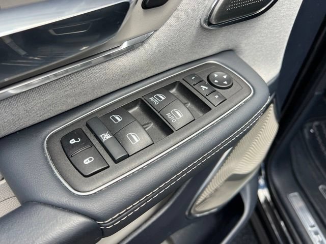 Used 2024 RAM 1500 Limited AWD/4WD image 32