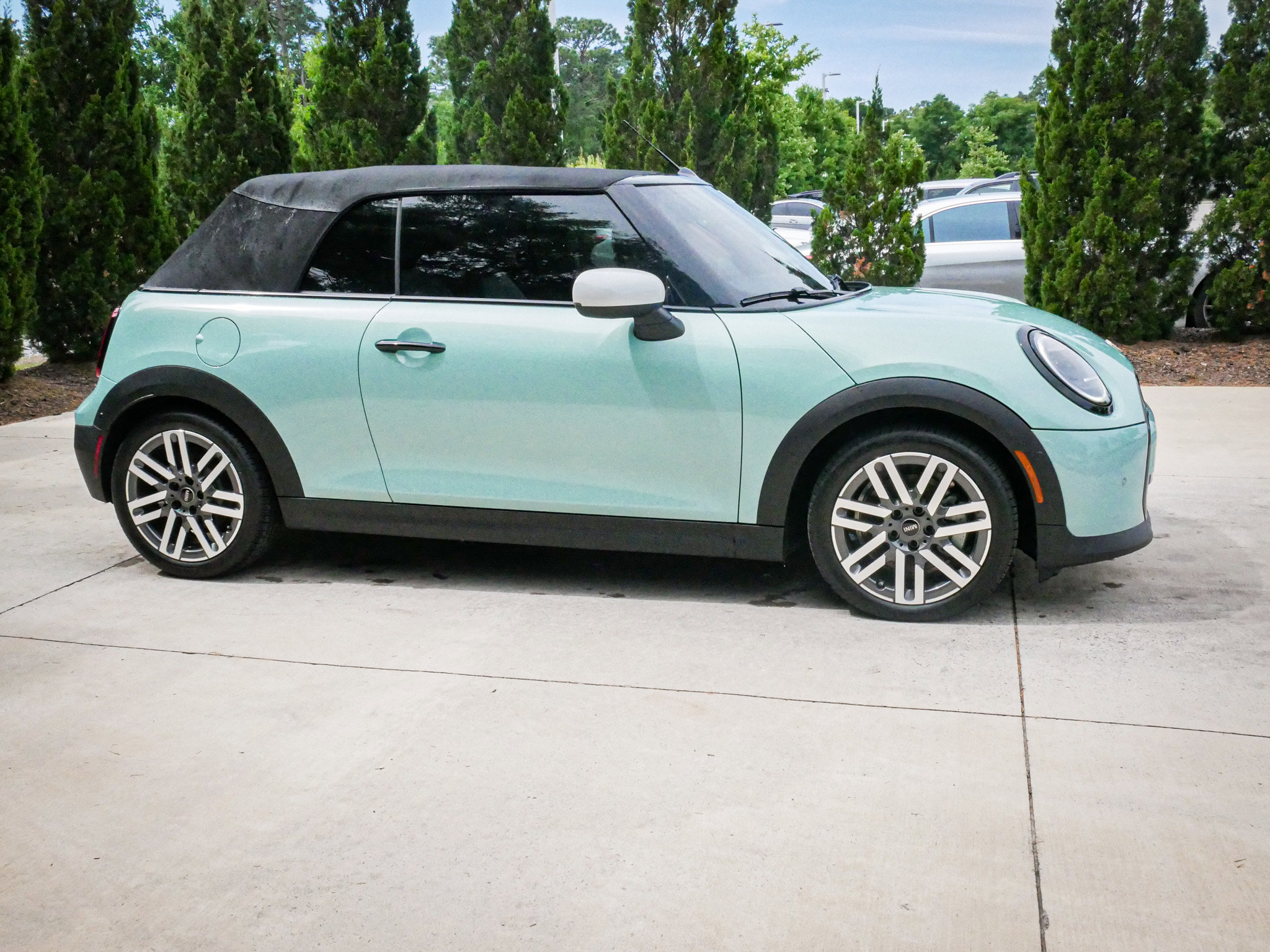 Used 2025 MINI Cooper S FWD image 11