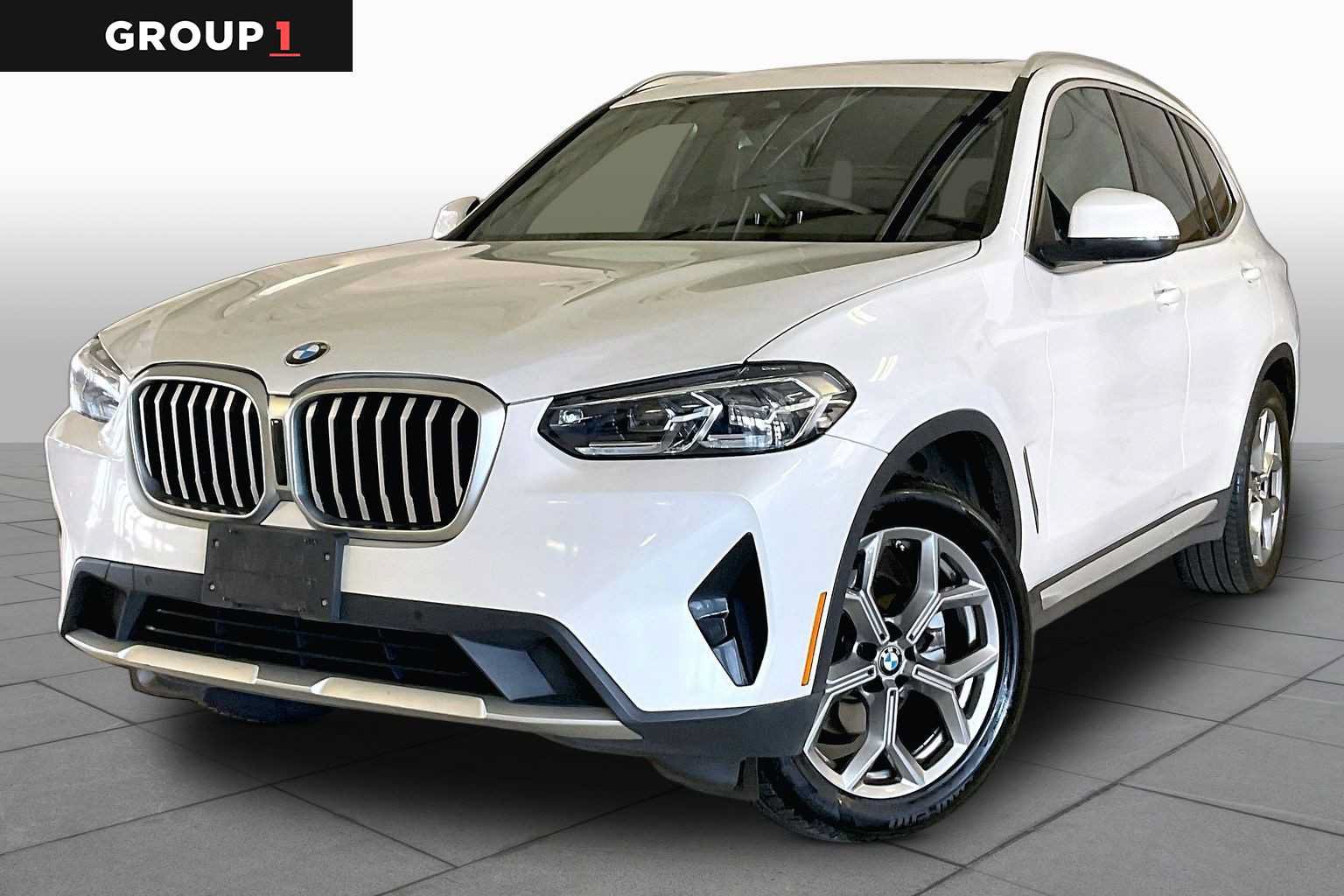 Used 2024 BMW X3 xDrive30i AWD/4WD image 1