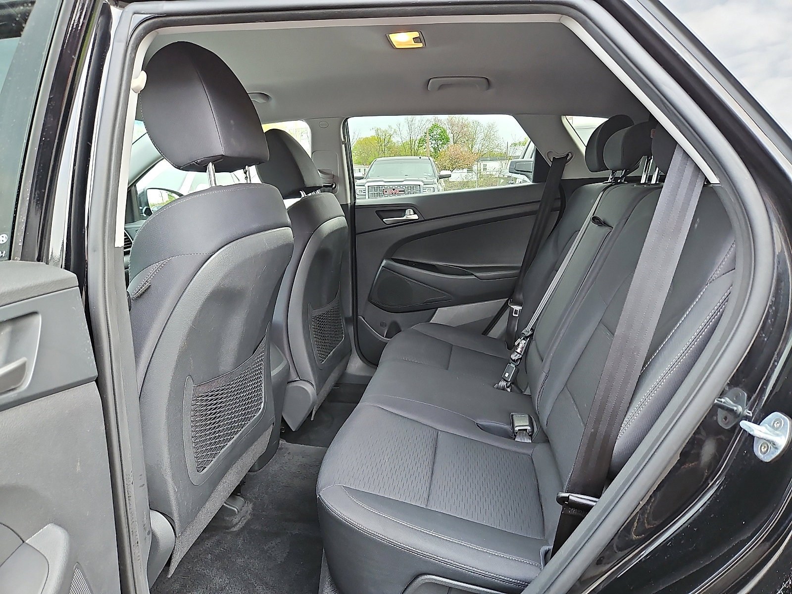Used 2019 Hyundai Tucson SE AWD/4WD image 10