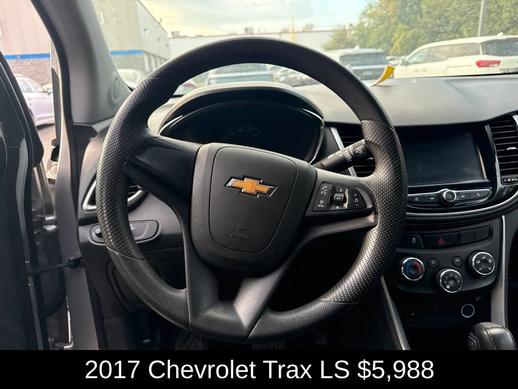 Used 2017 Chevrolet Trax LS FWD image 10