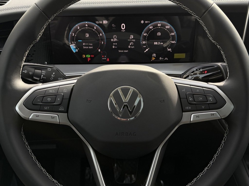 New 2026 Volkswagen Tiguan SE image 30