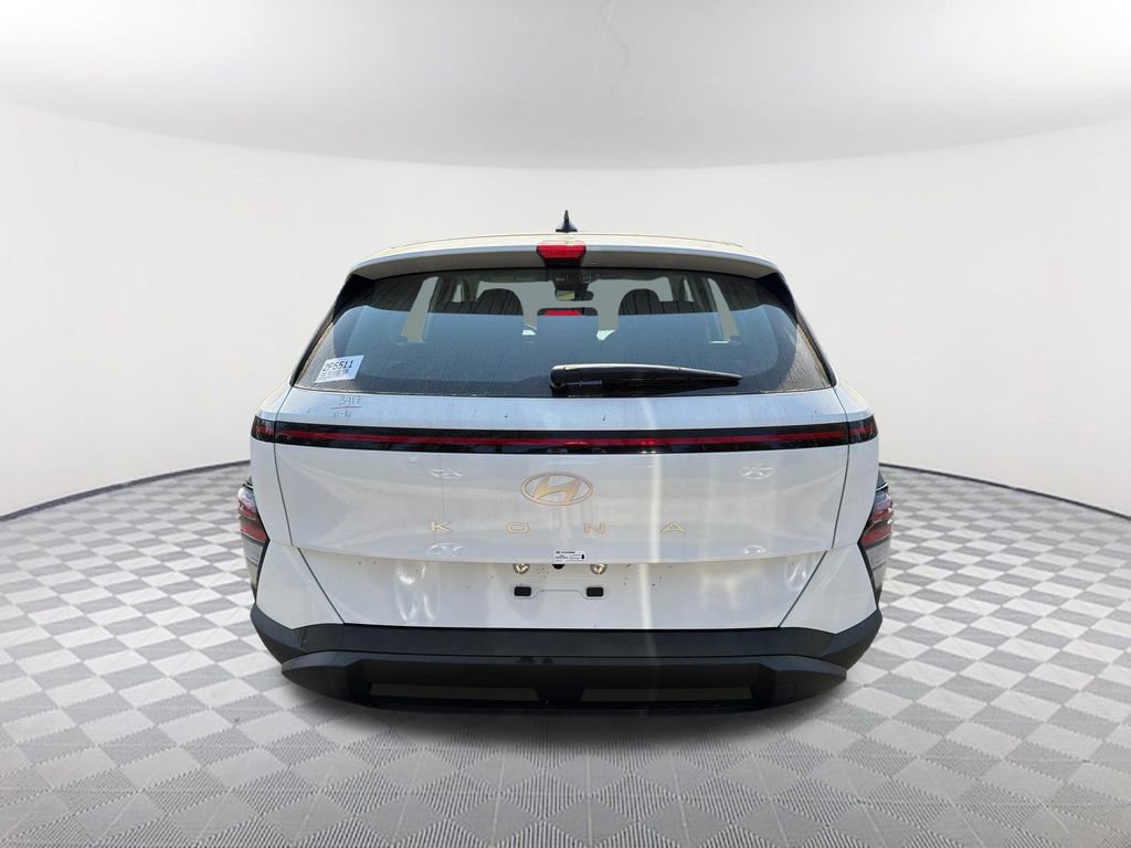 New 2026 Hyundai Kona SE image 6