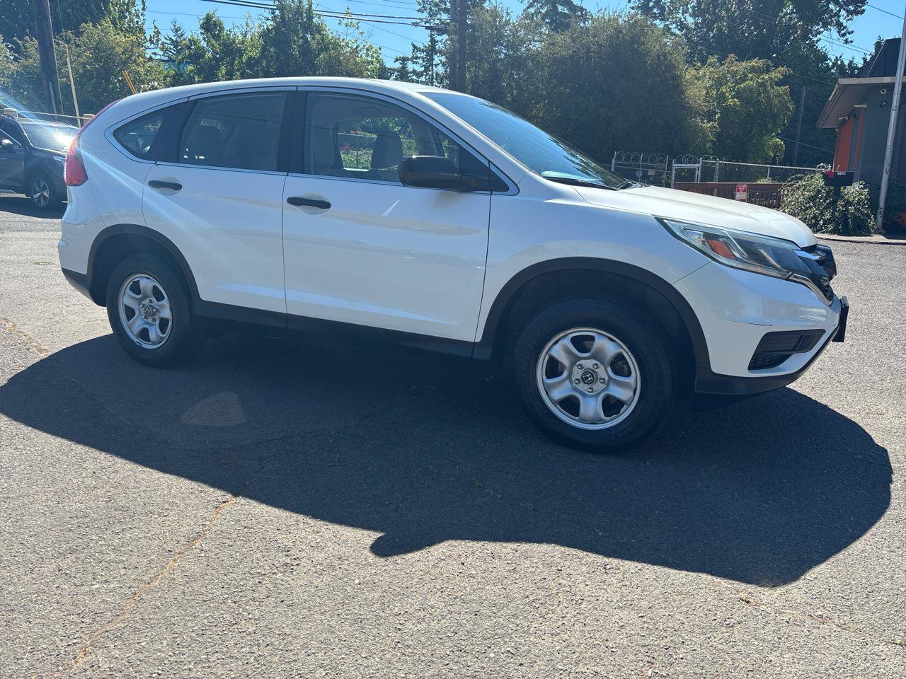 Used 2015 Honda CR-V LX image 7