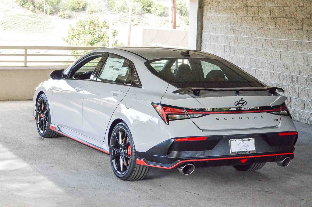 New 2026 Hyundai Elantra N FWD image 4