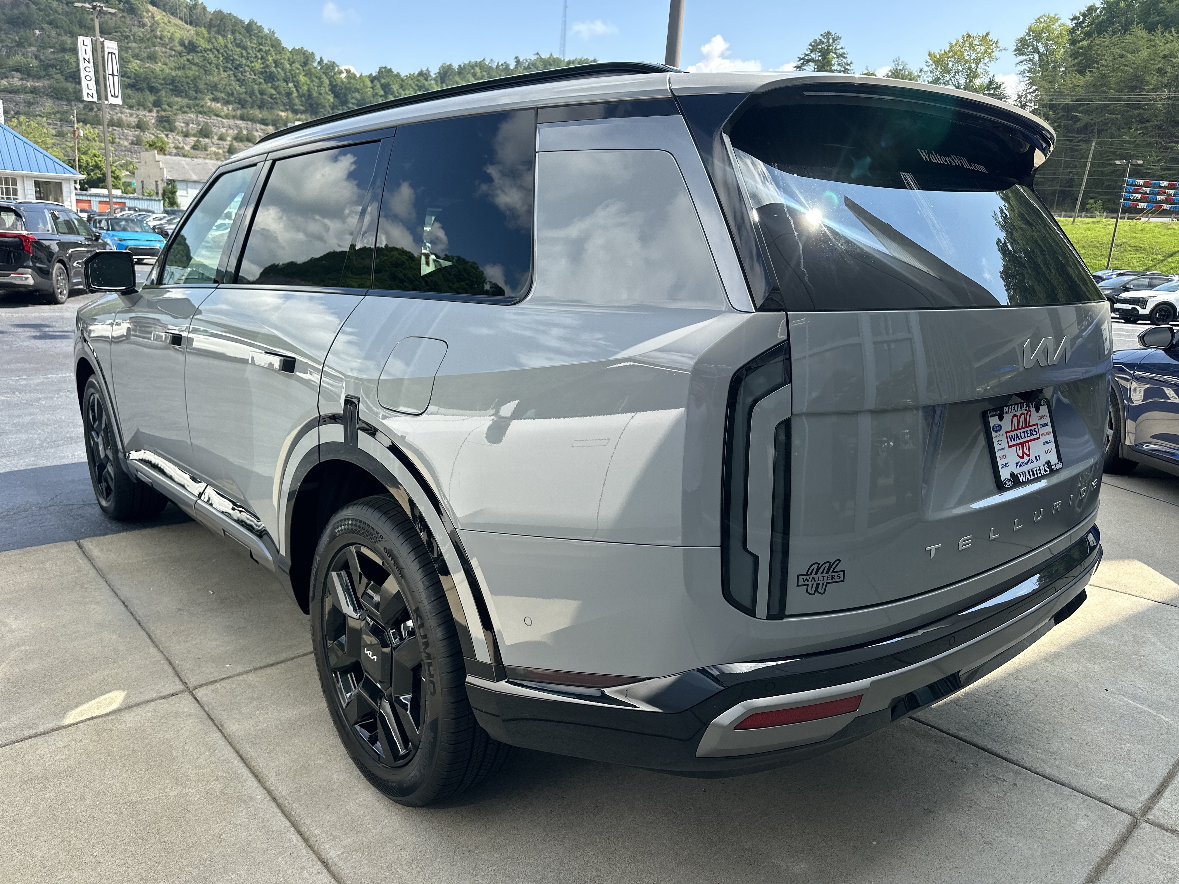New 2027 Kia Telluride SX Prestige AWD/4WD image 5