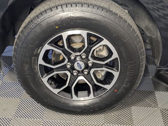 Used 2024 Ford Expedition Max XLT image 8