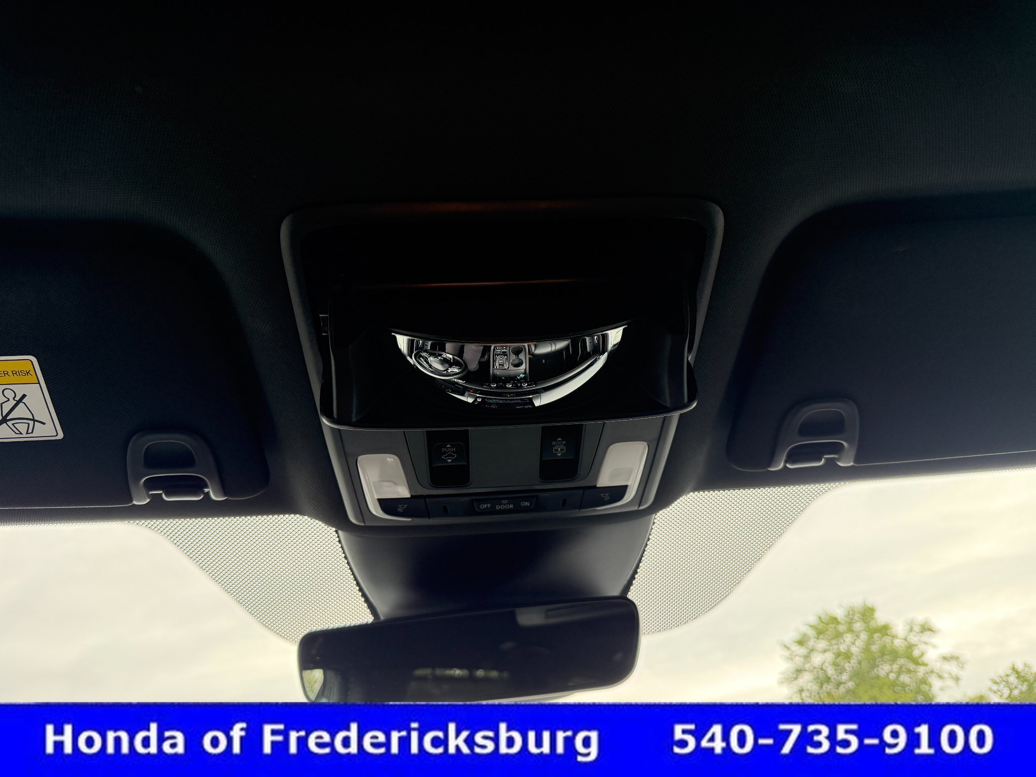 Certified 2025 Honda Pilot TrailSport image 28