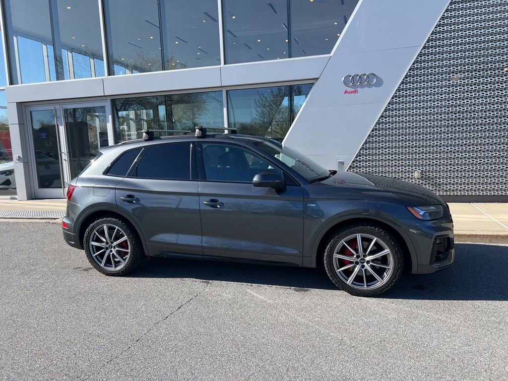 Used 2024 Audi Q5 e Premium Plus AWD/4WD image 13