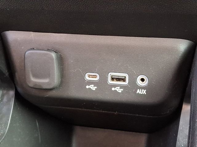 Used 2023 Chevrolet TrailBlazer LT w/ Convenience Package image 33