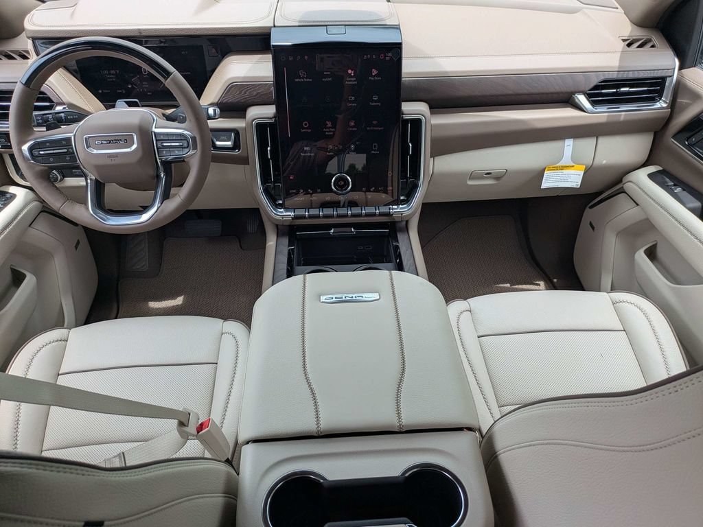 New 2026 GMC Yukon Denali w/ Denali Reserve Package AWD/4WD image 16