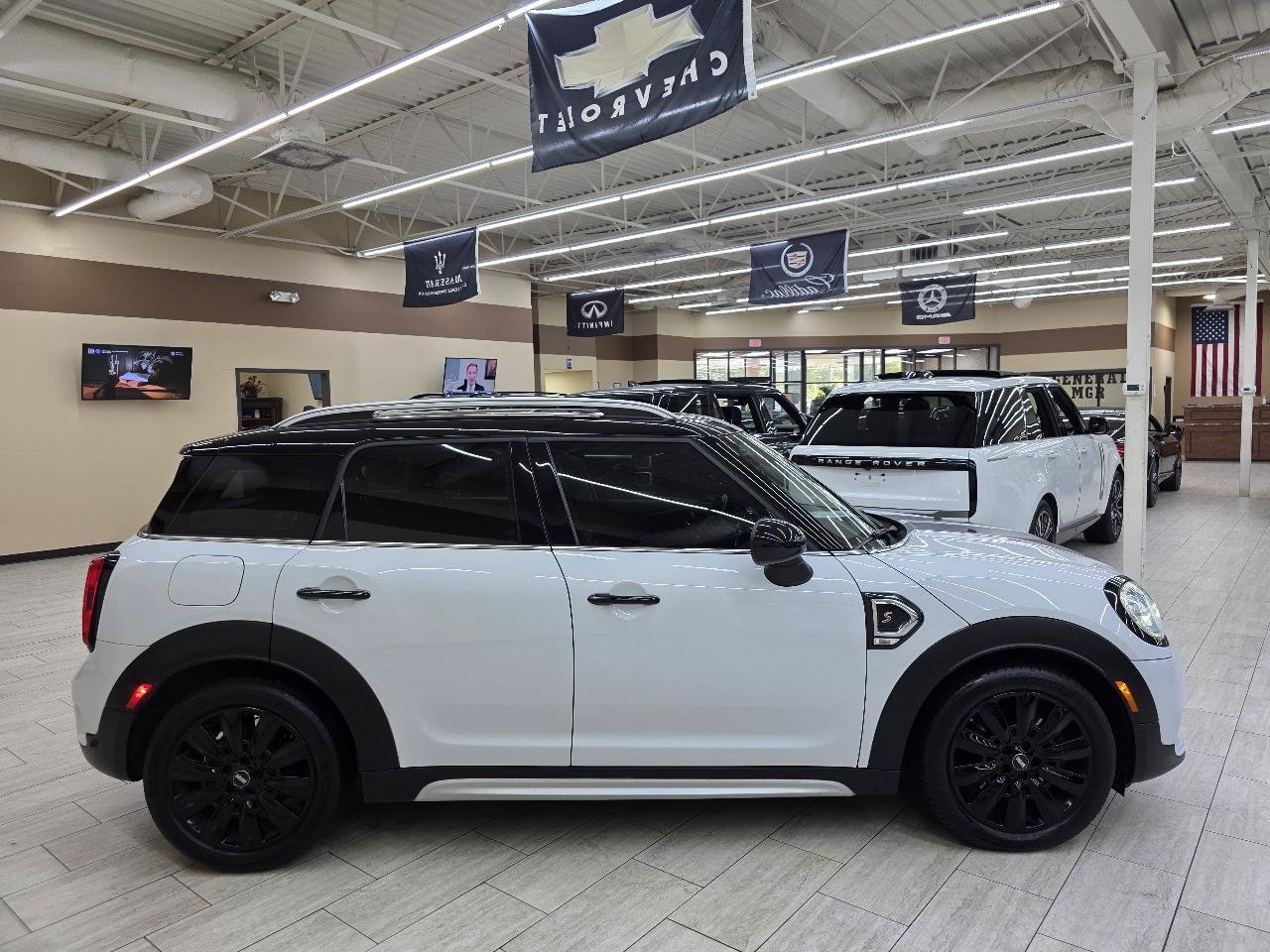Used 2019 MINI Cooper Countryman S FWD image 6