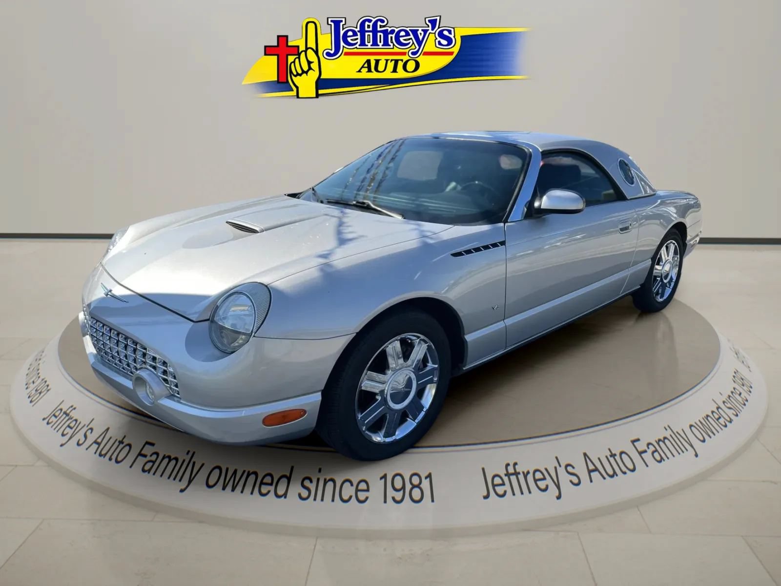 Used 2004 Ford Thunderbird