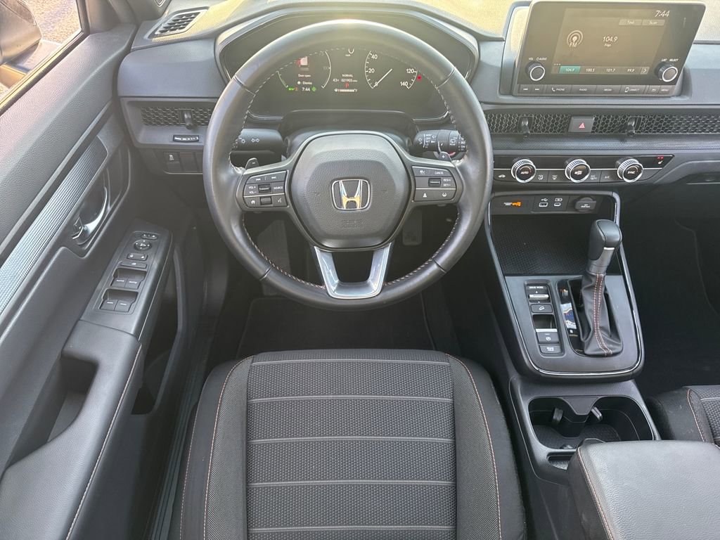 Used 2025 Honda CR-V Sport image 17