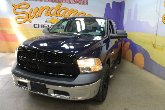 Used 2017 RAM 1500 ST w/ SXT Appearance Group AWD/4WD image 4