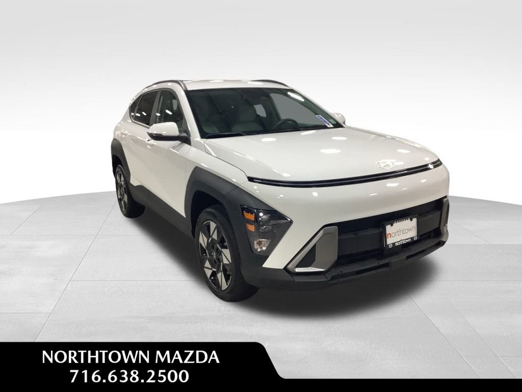 Used 2024 Hyundai Kona SEL image 1