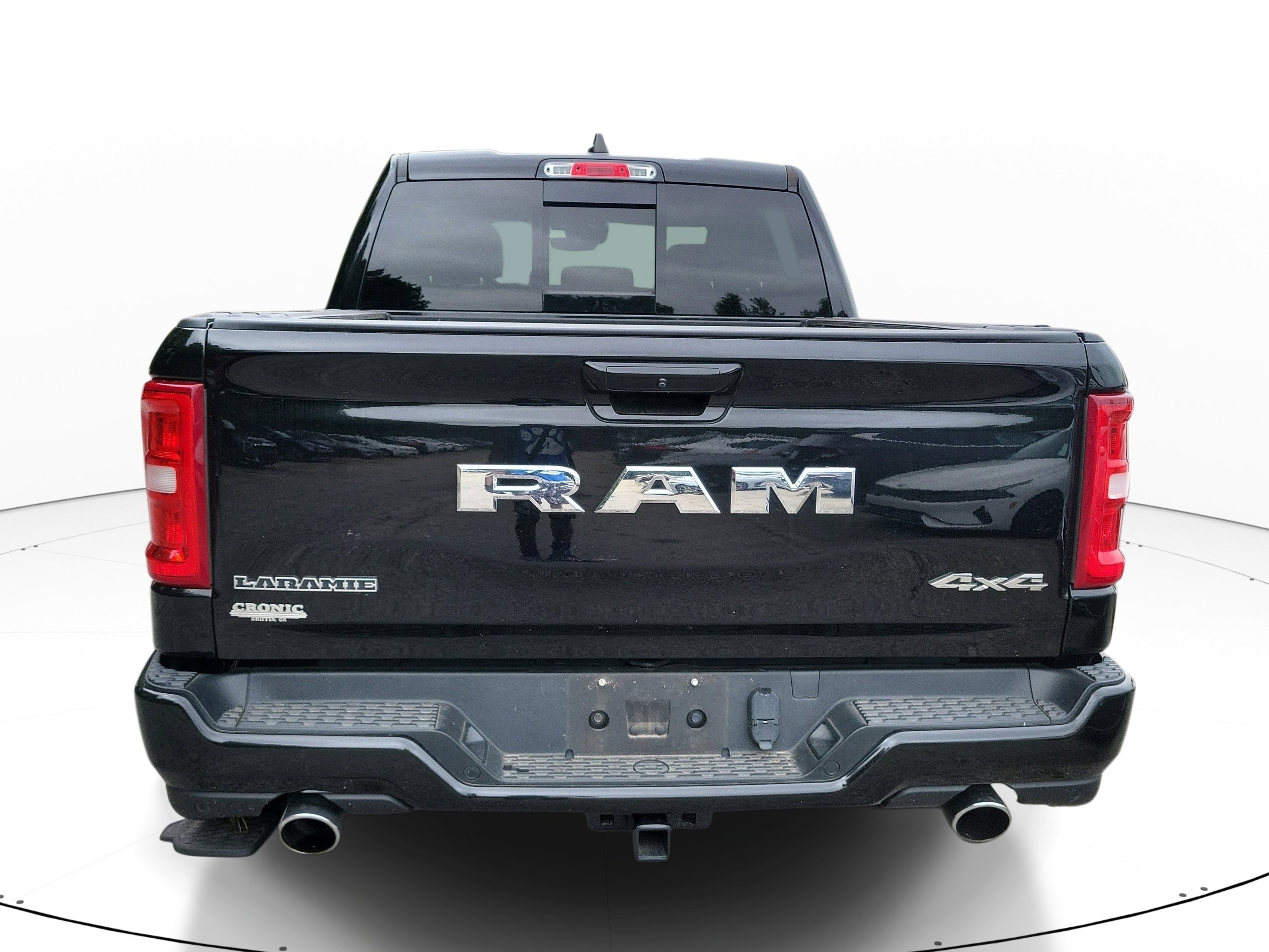Used 2025 RAM 1500 Laramie w/ Sport Appearance Package AWD/4WD image 5
