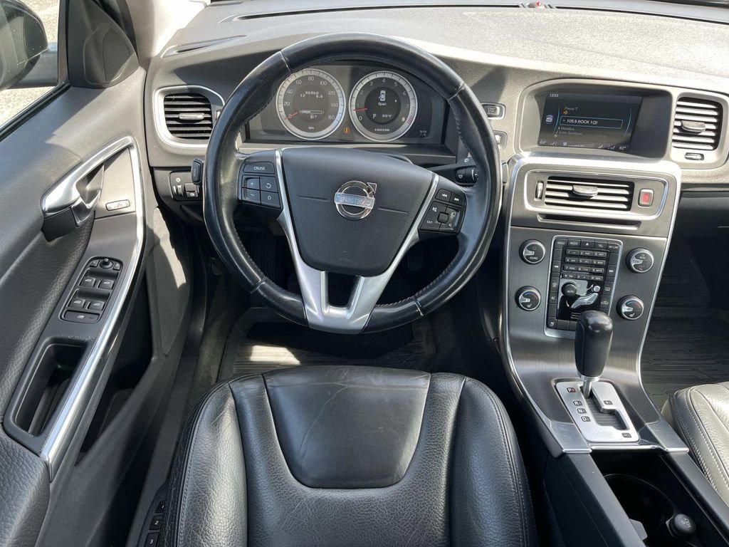 Used 2012 Volvo S60 T5 w/ Climate Pkg image 12
