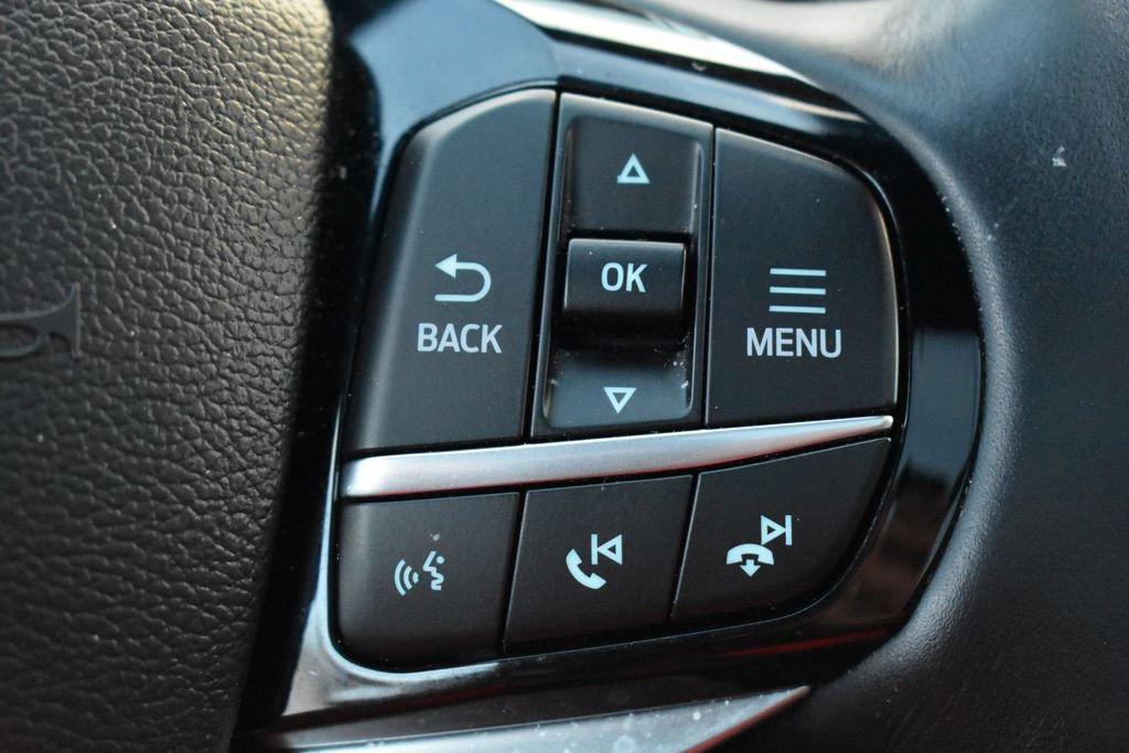 Used 2023 Ford Explorer Platinum w/ Technology Package AWD/4WD image 19