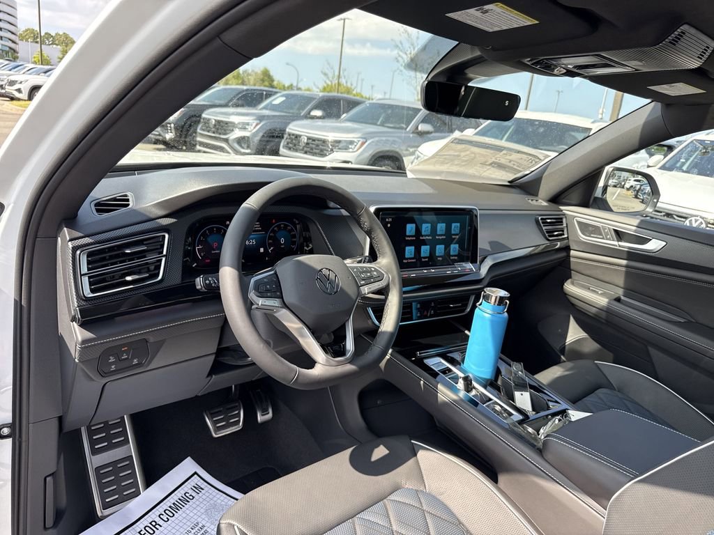 New 2025 Volkswagen Atlas Cross Sport SEL Premium R-Line image 10
