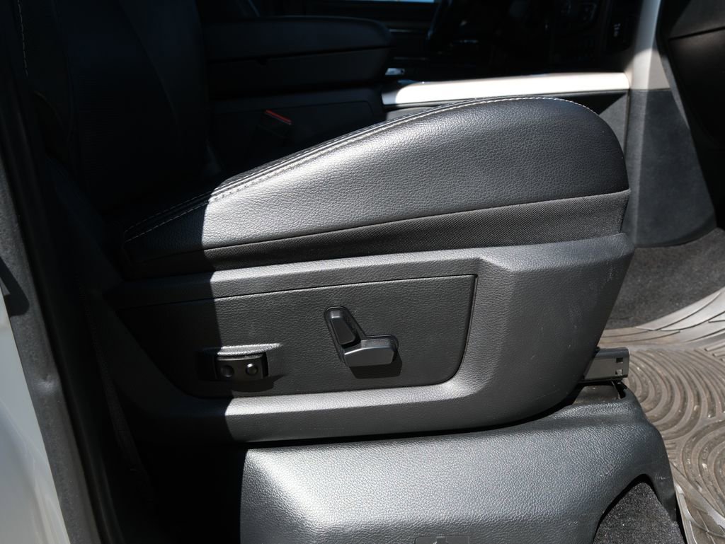 Used 2016 RAM 2500 Laramie w/ Convenience Group AWD/4WD image 33