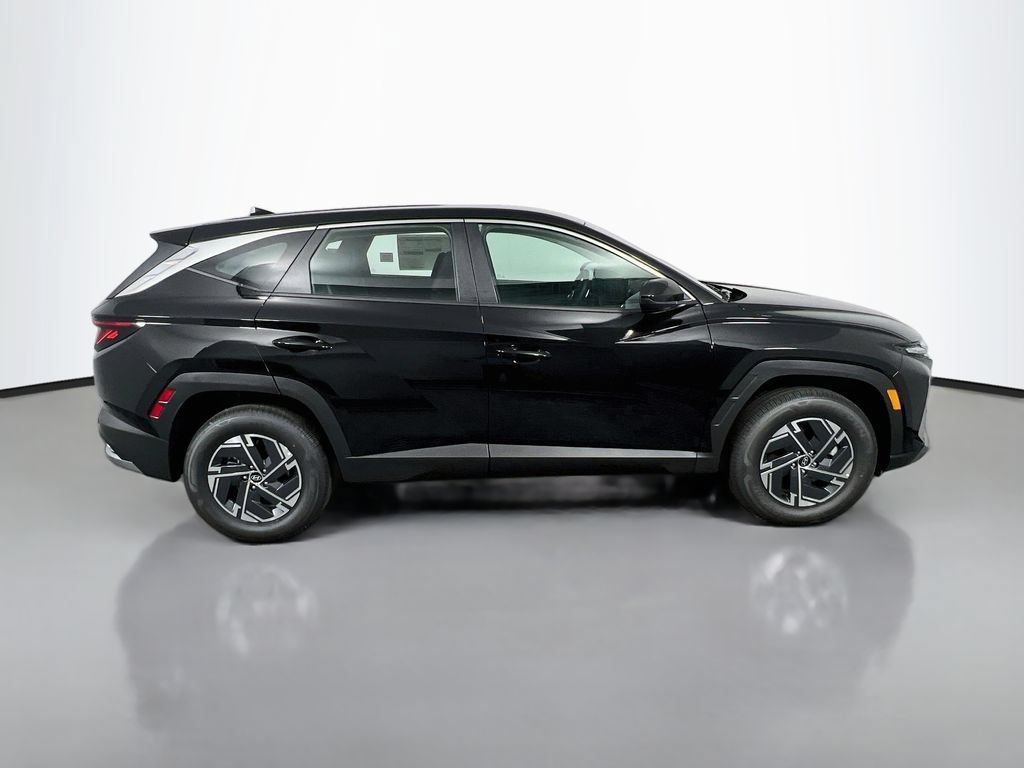 New 2026 Hyundai Tucson Blue SE AWD/4WD image 23