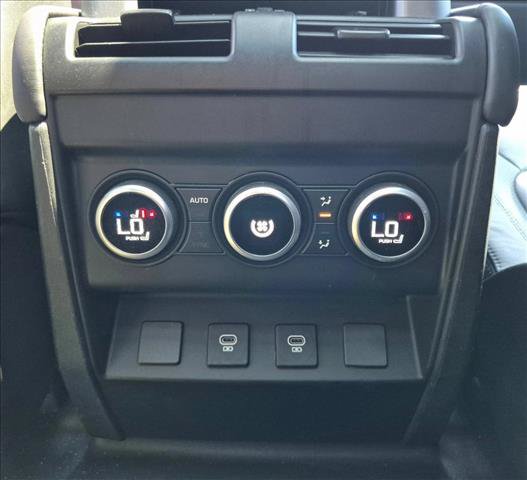 Used 2023 Land Rover Defender 90 V8 AWD/4WD image 26