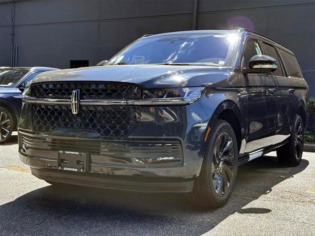New 2025 Lincoln Navigator L Reserve image 3