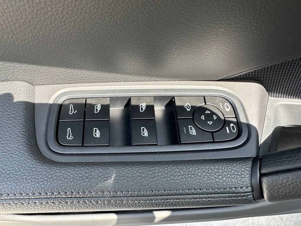 New 2026 Porsche Cayenne S AWD/4WD image 19