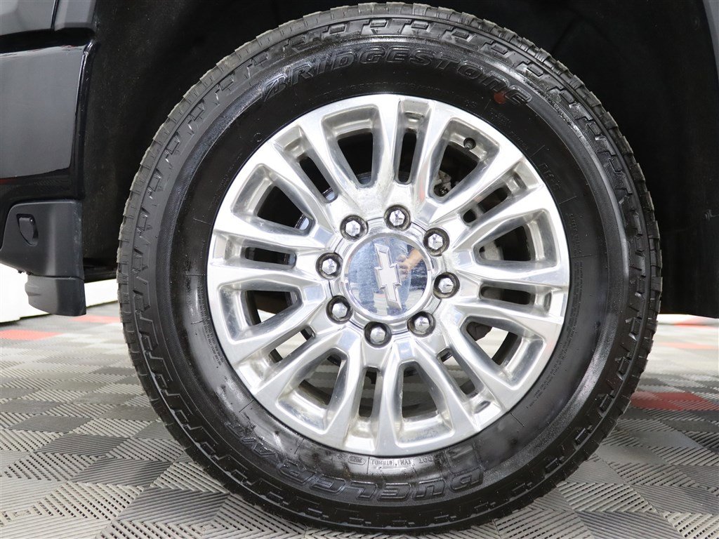 Used 2020 Chevrolet Silverado 3500 High Country w/ Z71 Off-Road Package image 38