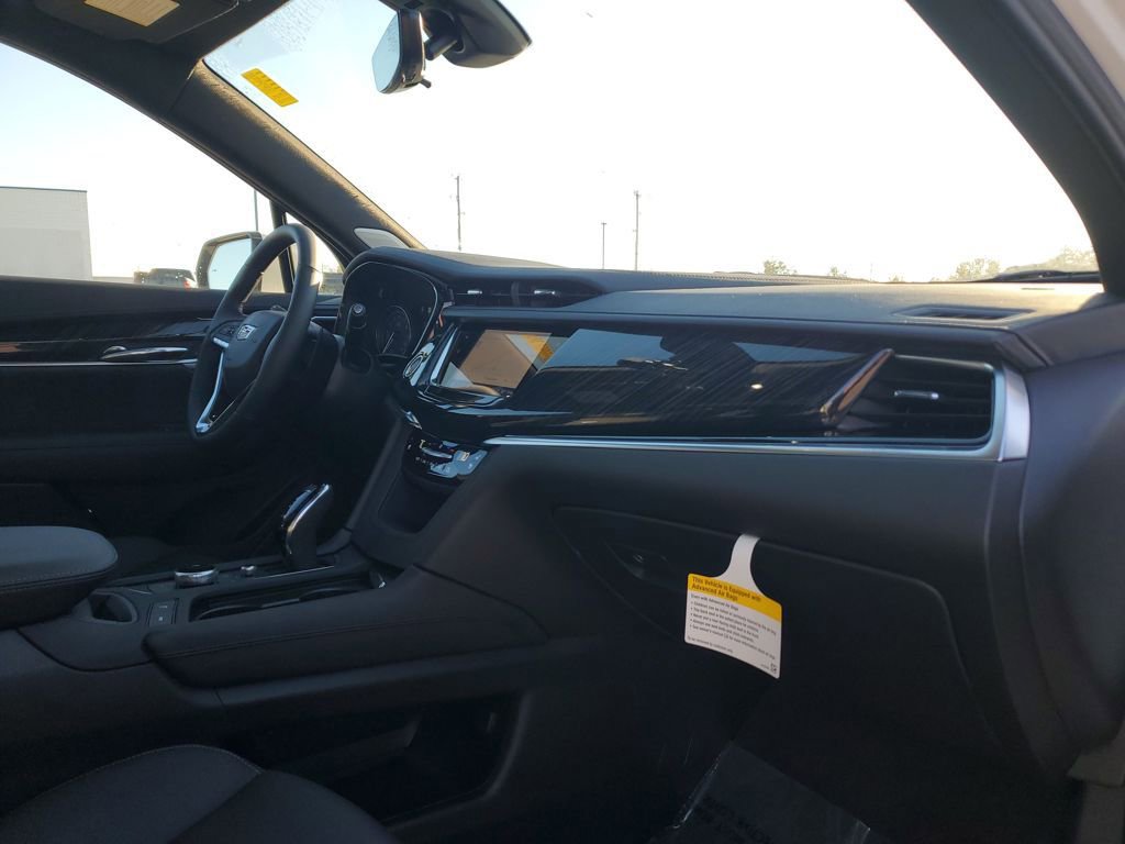 New 2025 Cadillac XT6 Premium Luxury w/ Technology Package image 33