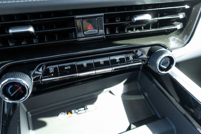 New 2026 Chevrolet Suburban Premier RWD image 21