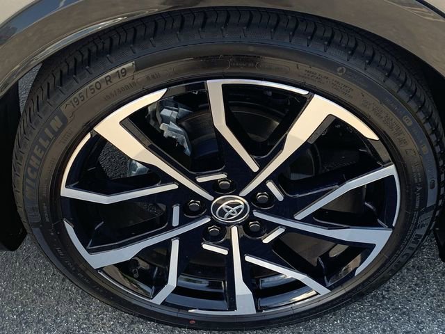 Used 2024 Toyota Prius Prime FWD image 35
