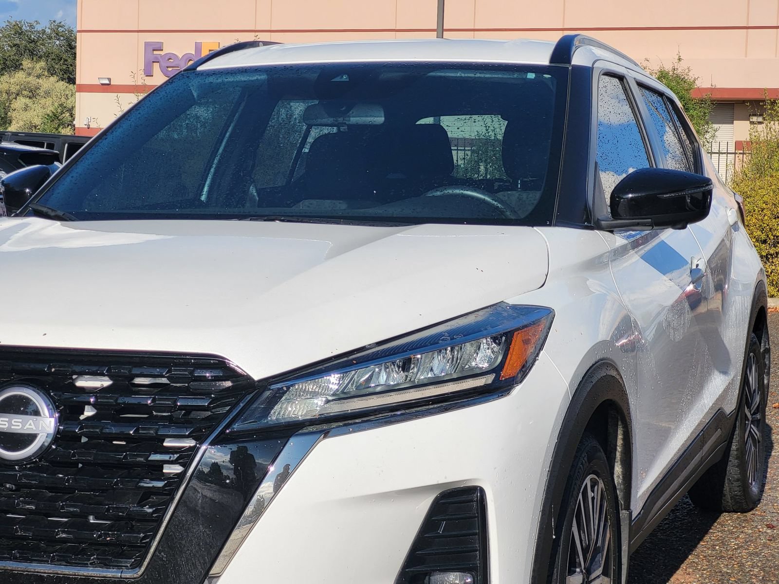 Used 2023 Nissan Kicks SR FWD image 7