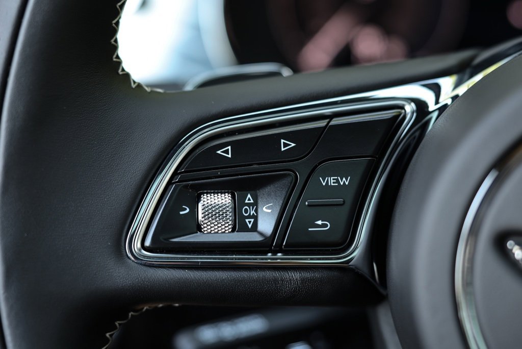 Used 2023 Bentley Bentayga Speed image 18