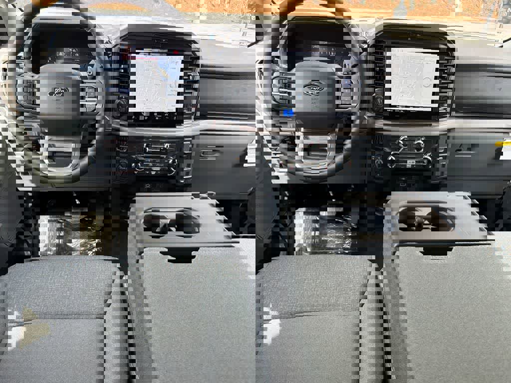 New 2026 Ford F150 XLT w/ Equipment Group 302A MID image 19