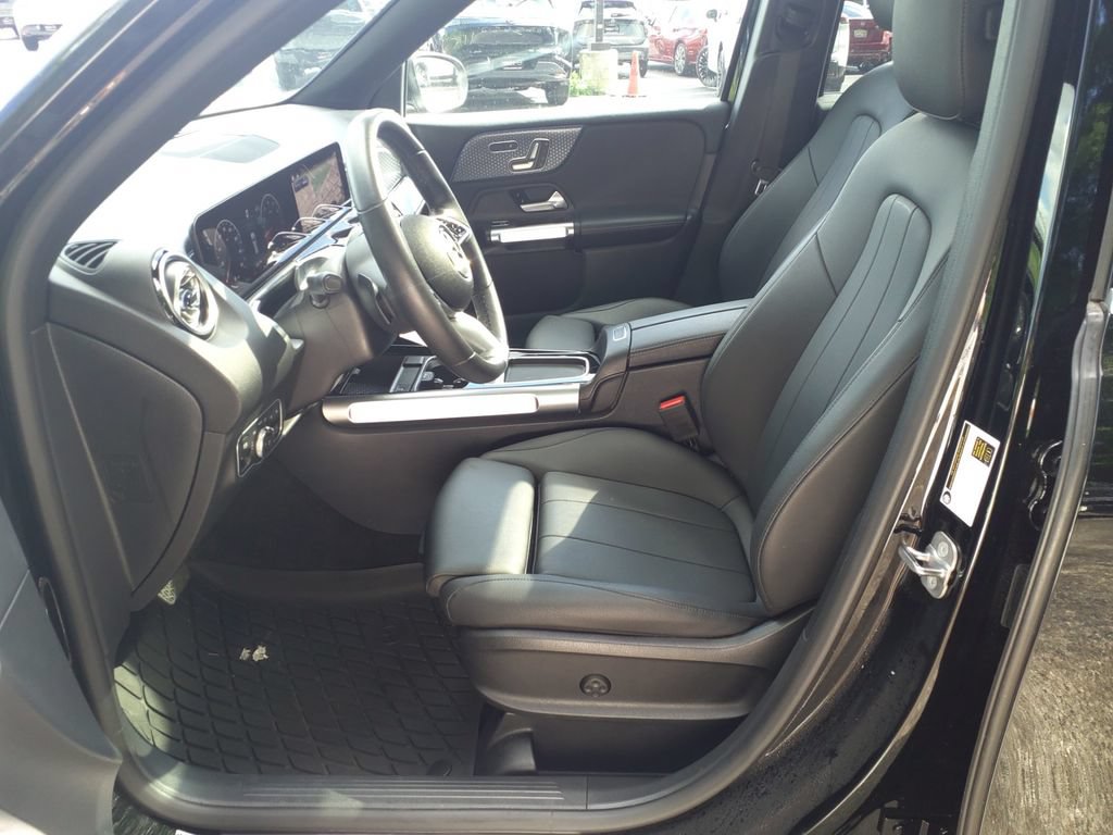 Certified 2024 Mercedes-Benz GLB 250 image 15
