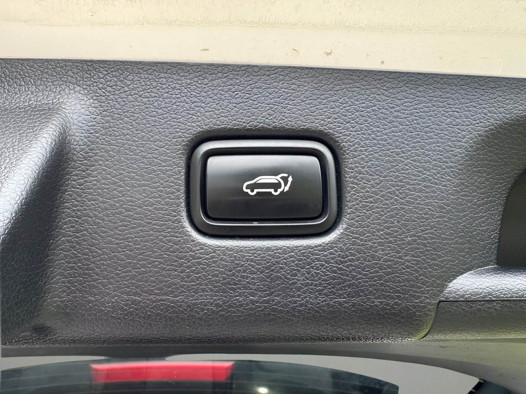 Used 2021 Hyundai Palisade SEL w/ Premium Package AWD/4WD image 12