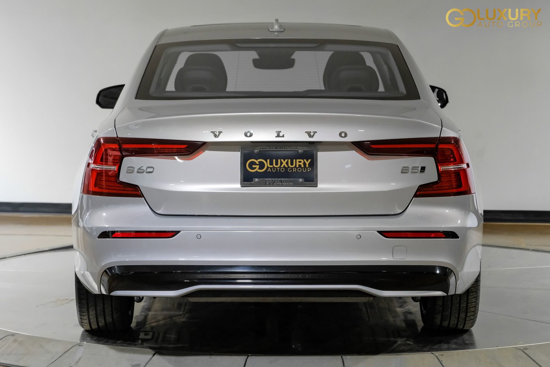 Used 2024 Volvo S60 B5 Core AWD/4WD image 11