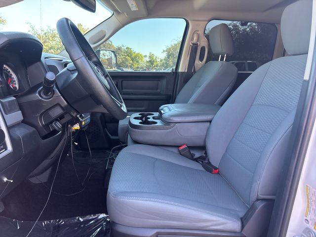 Used 2016 RAM 2500 Tradesman w/ Chrome Appearance Group RWD image 9