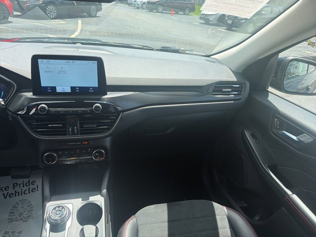 Used 2022 Ford Escape SEL w/ SEL Stealth AWD Package image 16