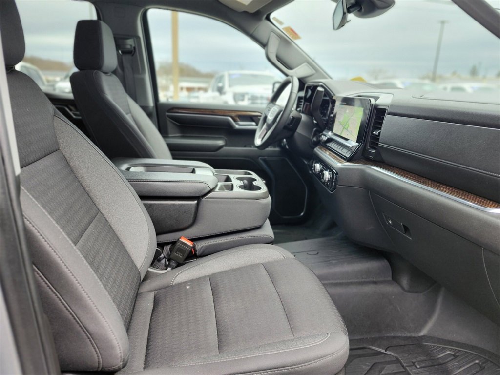 Used 2023 GMC Sierra 1500 Elevation image 9
