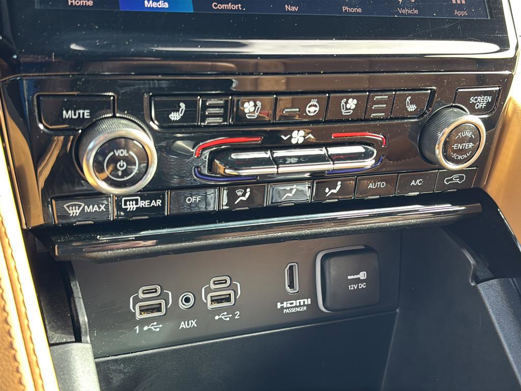 Used 2024 Jeep Grand Cherokee L Summit image 33