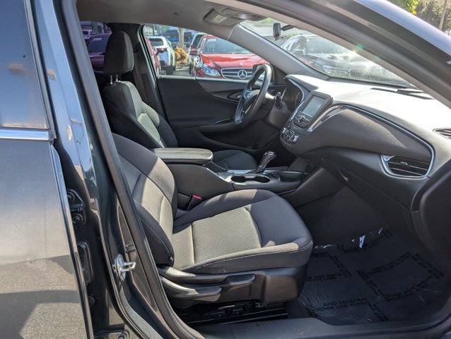Used 2017 Chevrolet Malibu Hybrid FWD image 19