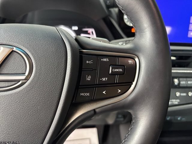 Used 2025 Lexus ES 300h F Sport w/ Accessory Package (Z1) FWD image 16