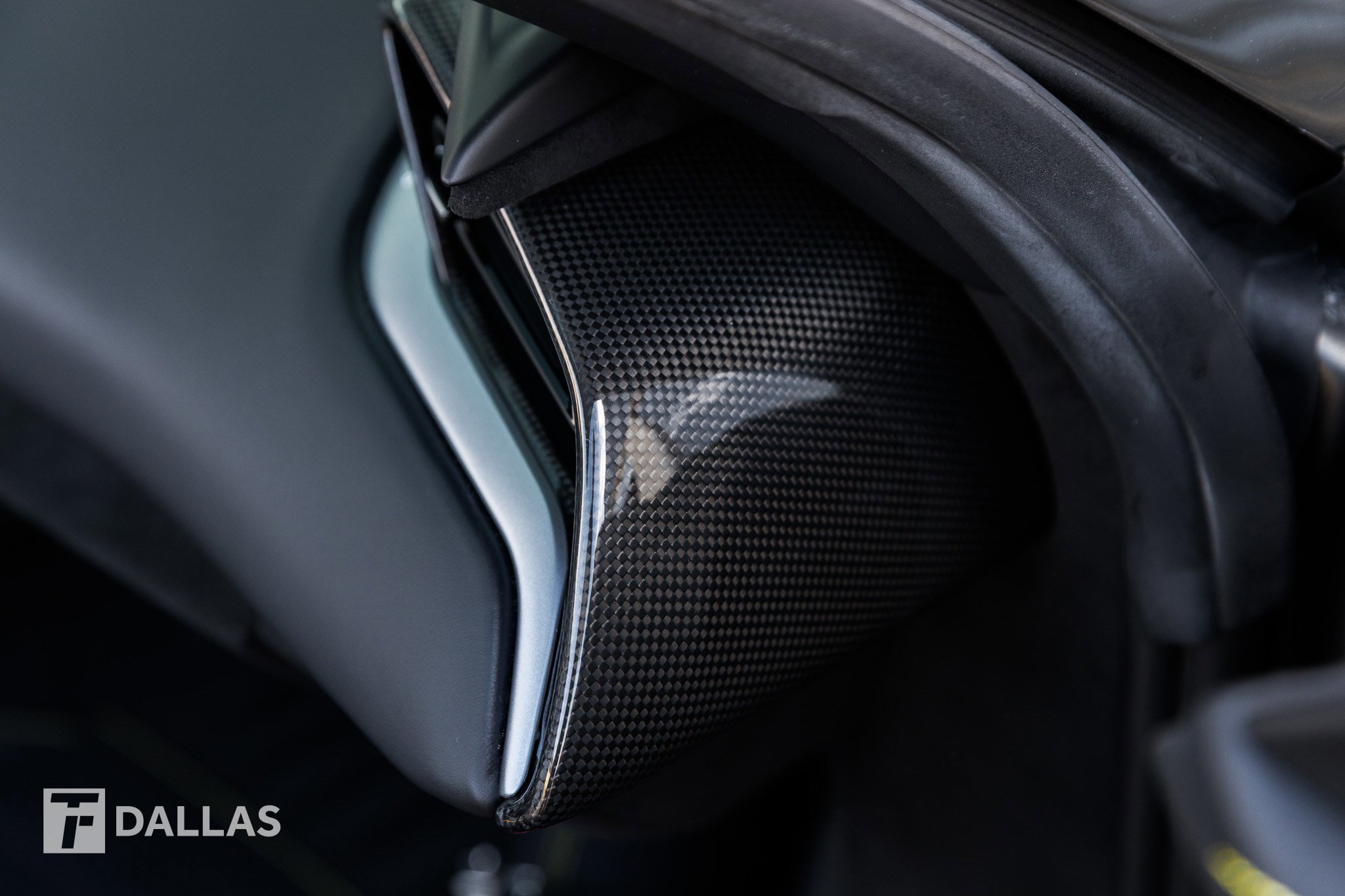 Used 2025 Ferrari SF90 Spider Spider image 38