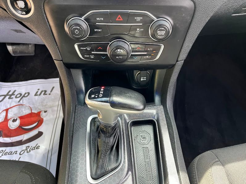 Used 2017 Dodge Charger R/T RWD image 17