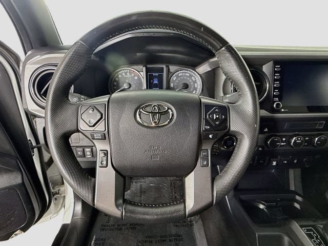 Certified 2022 Toyota Tacoma TRD Off-Road w/ Technology Package AWD/4WD image 13