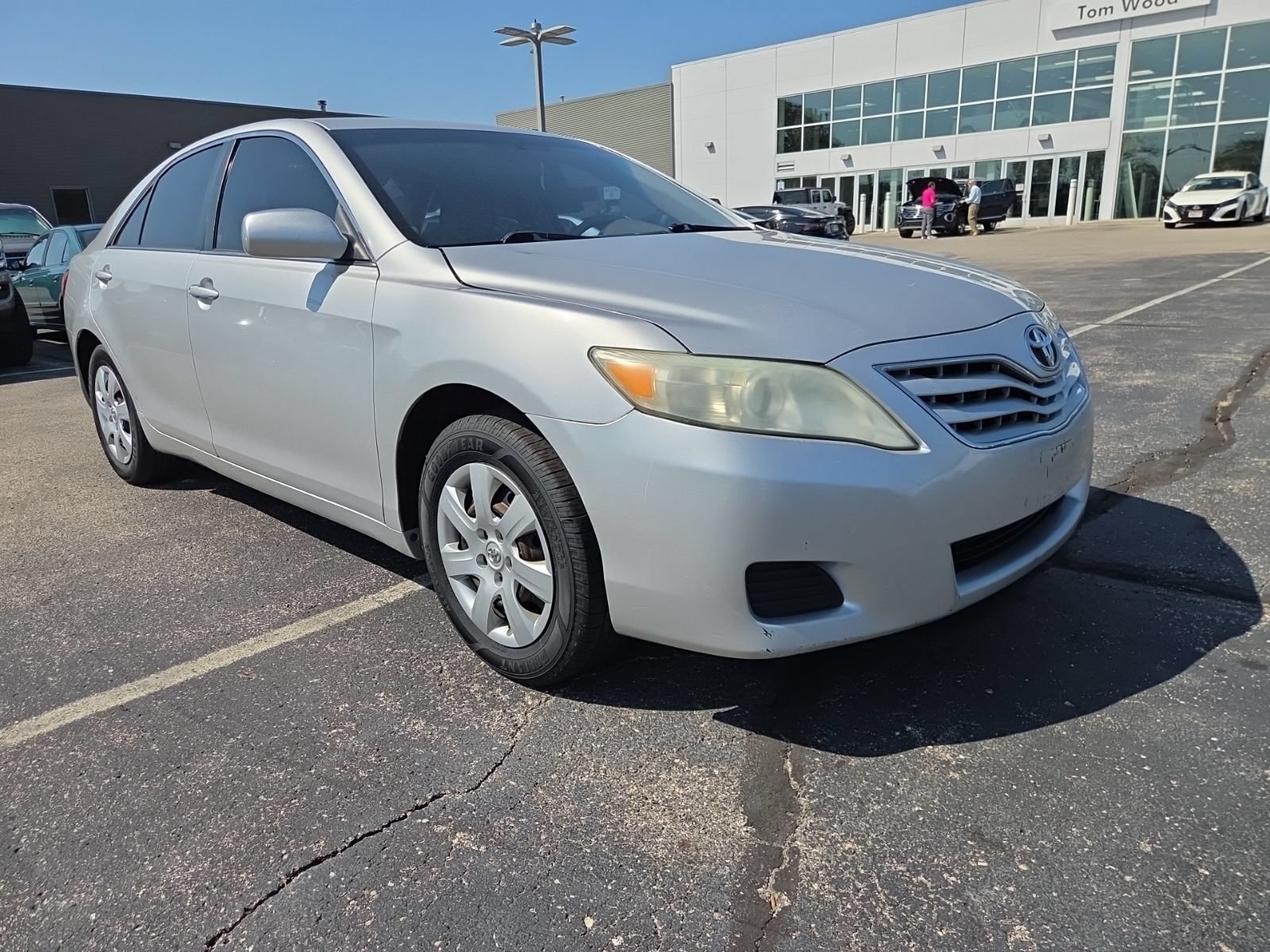 Used 2010 Toyota Camry FWD image 30