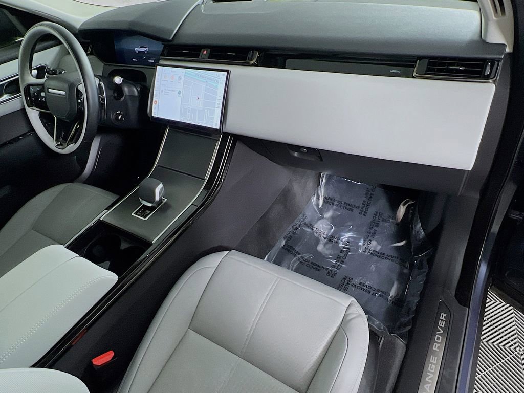 Used 2025 Land Rover Range Rover Velar Dynamic SE AWD/4WD image 30